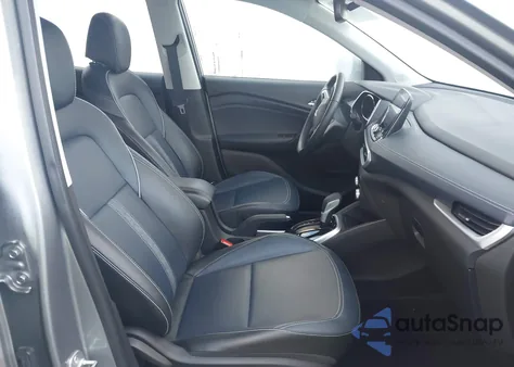 2024 Chevrolet Tracker z USA, uszkodzony, nr VIN 93CER76C4RB111759